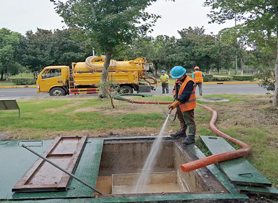 大丰镇化油池清理